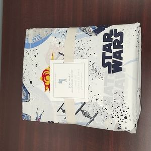 Pottery Barn Kids Star Wars Millennium Falcon Sheet Set & Pillowcases